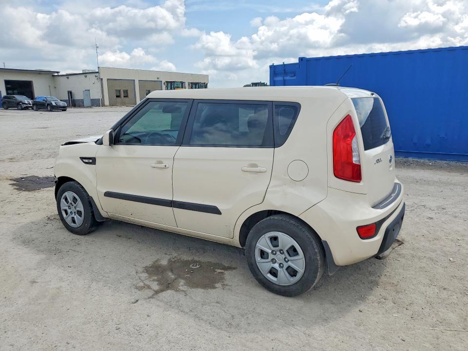 Photo 2 from auction – 2012 KIA SOUL with VIN KNDJT2A5XC7408664