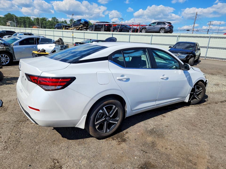 Photo 3 from auction – 2025 NISSAN SENTRA with VIN 3N1AB8CV5SY356783