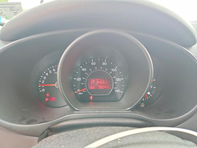 Photo 9 from auction – 2015 KIA SOUL with VIN KNDJN2A25F7790929