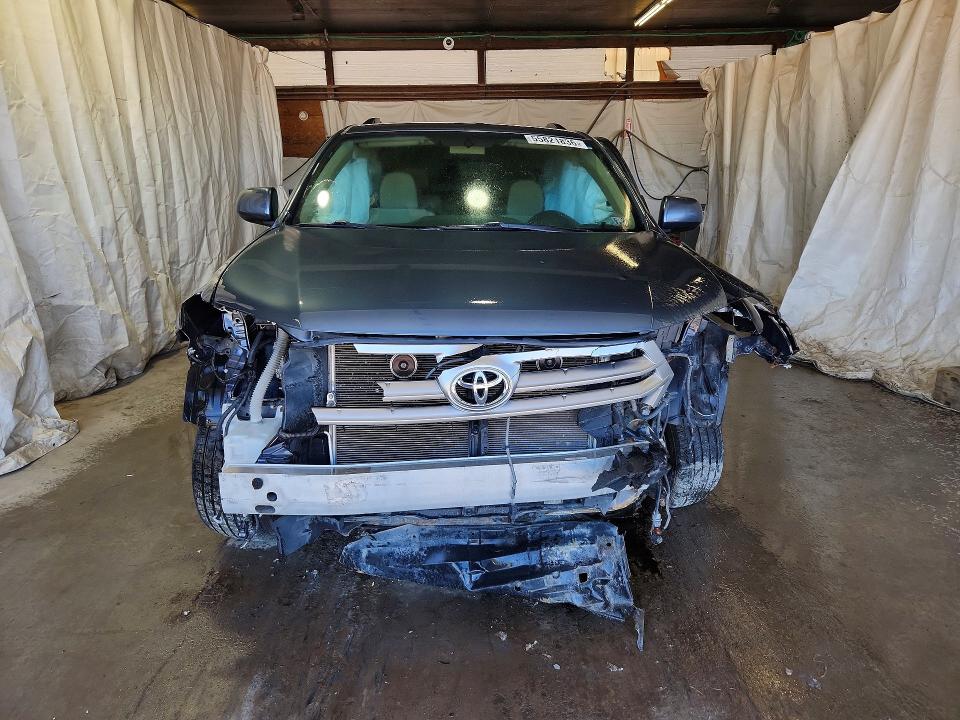 Photo 5 from auction – 2013 TOYOTA HIGHLANDER with VIN 5TDBK3EH2DS270577