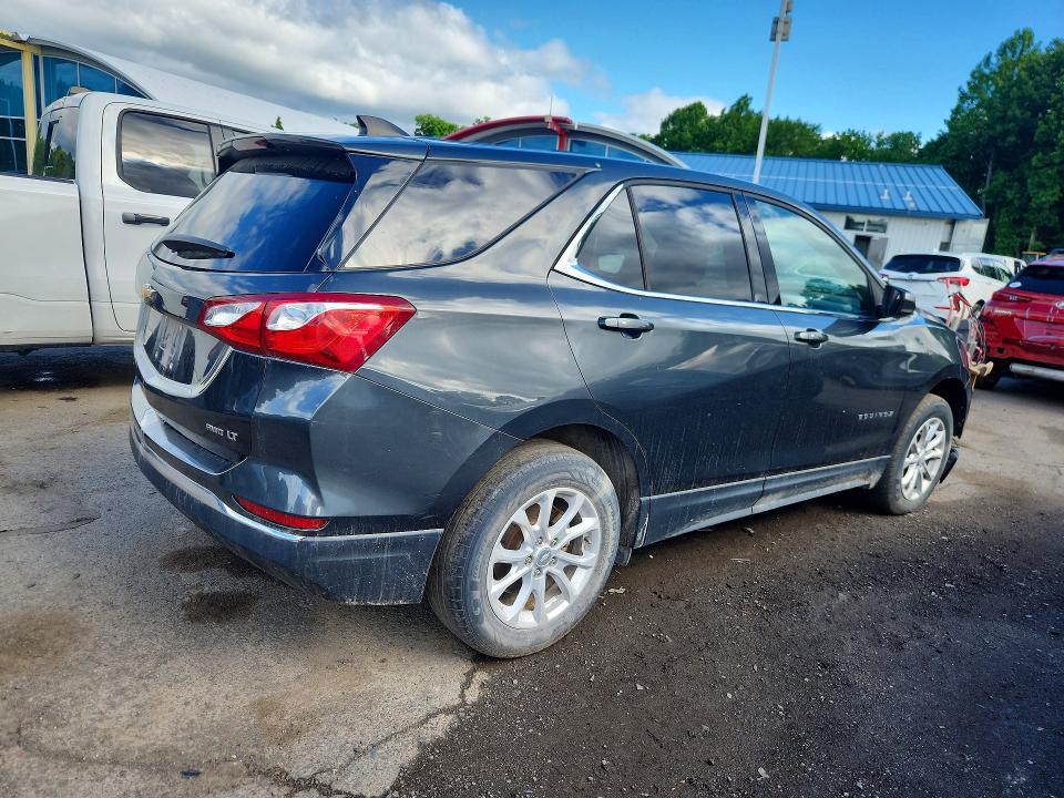 Photo 3 from auction – 2018 CHEVROLET EQUINOX with VIN 3GNAXSEV2JL312834