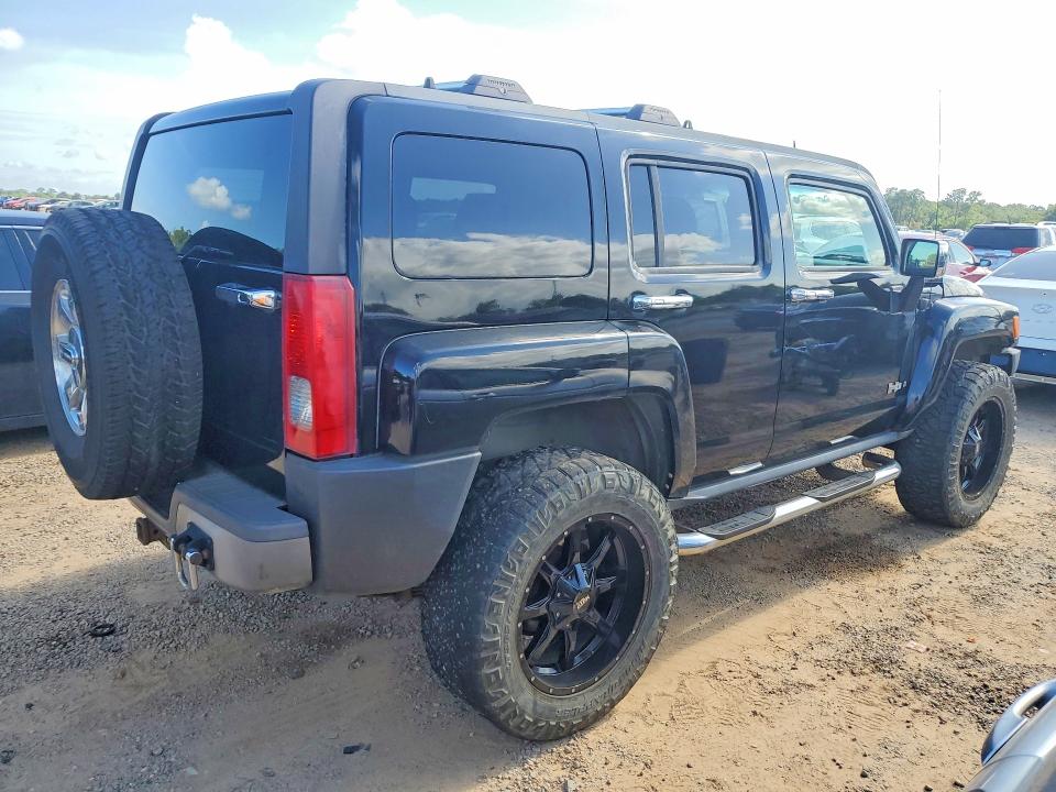 Photo 3 from auction – 2006 HUMMER H3 with VIN 5GTDN136768178662