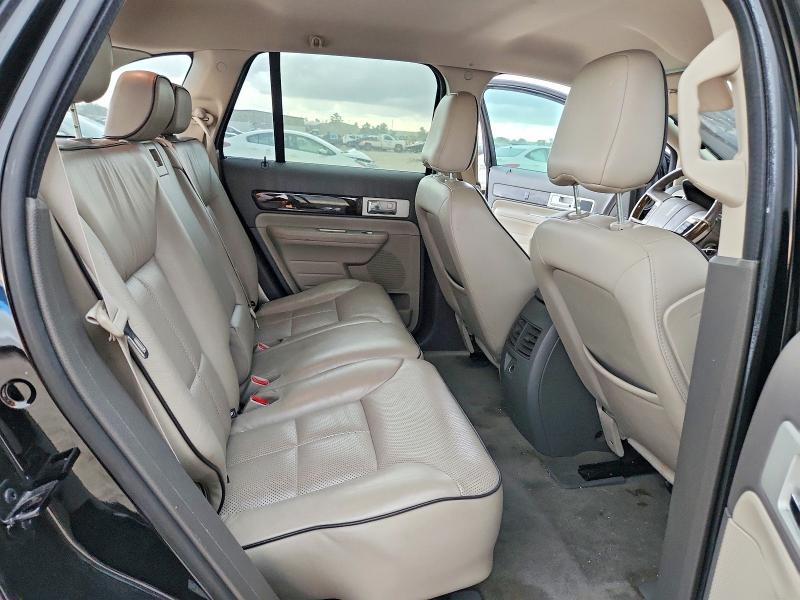 Photo 11 from auction – 2008 LINCOLN MKX with VIN 2LMDU68CX8BJ40820
