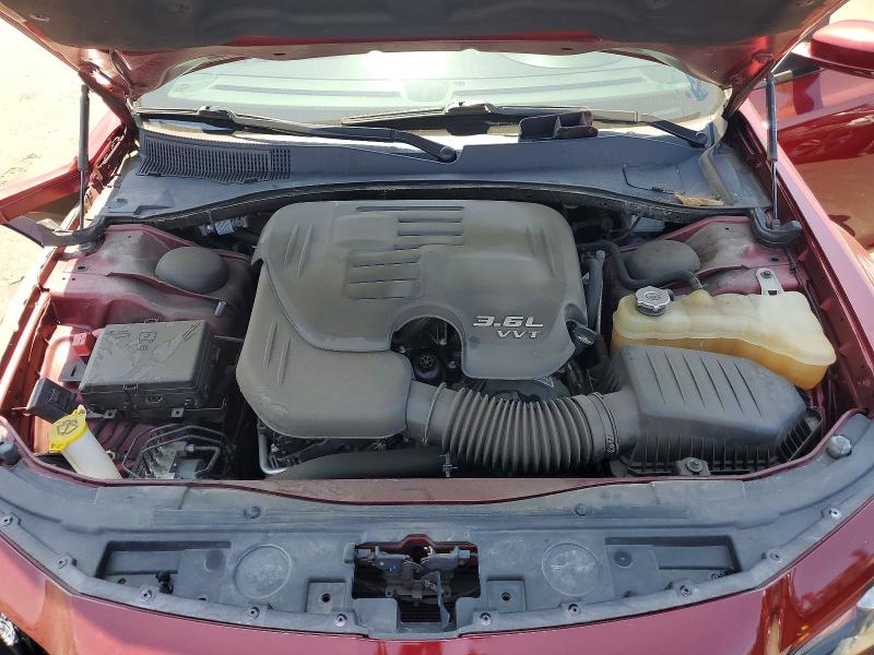 Photo 11 from auction – 2020 CHRYSLER 300 with VIN 2C3CCABG0LH253361