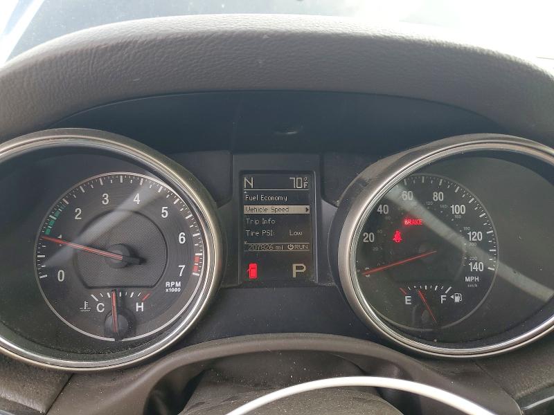 Photo 9 from auction – 2011 JEEP GRAND CHEROKEE with VIN 1J4RR4GG5BC544187