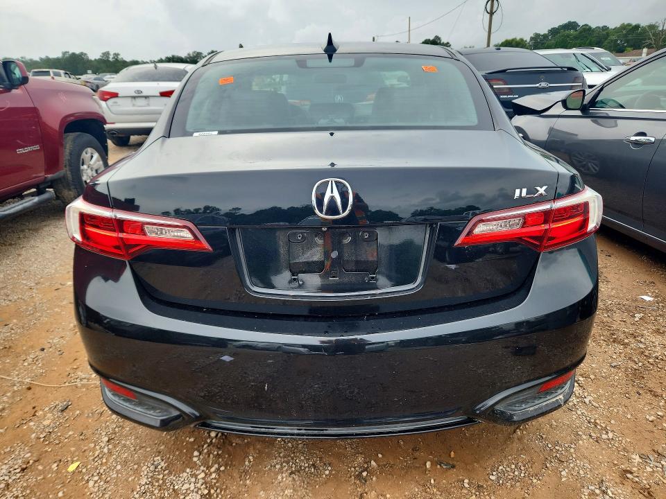 Photo 6 from auction – 2017 ACURA ILX with VIN 19UDE2F38HA010251