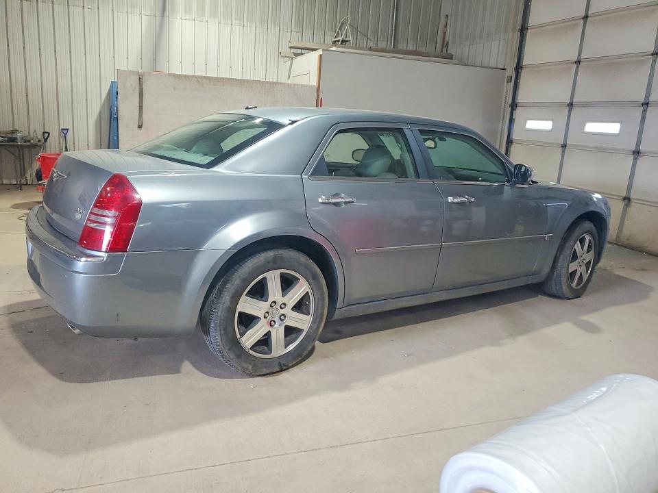 Photo 3 from auction – 2006 CHRYSLER 300C with VIN 2C3LK63H06H443236