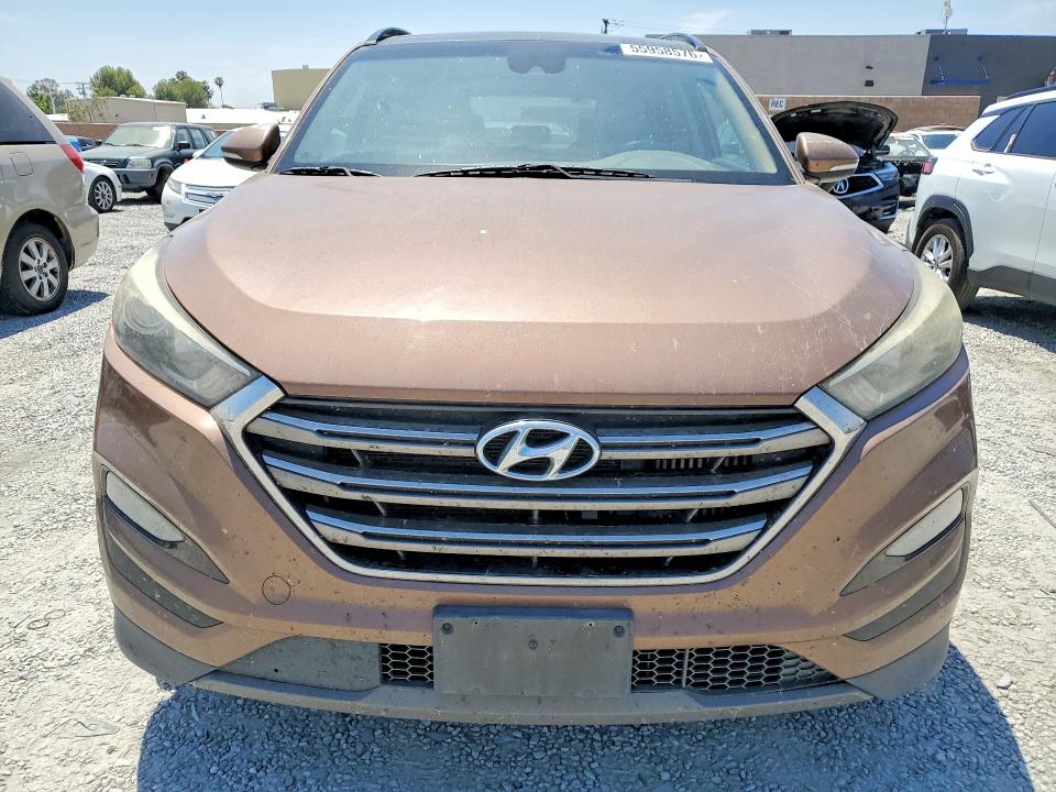 Photo 5 from auction – 2016 HYUNDAI TUCSON with VIN KM8J33A20GU032541