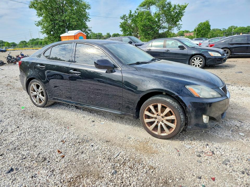 Photo 4 from auction – 2006 LEXUS IS 250 with VIN JTHCK262462003846