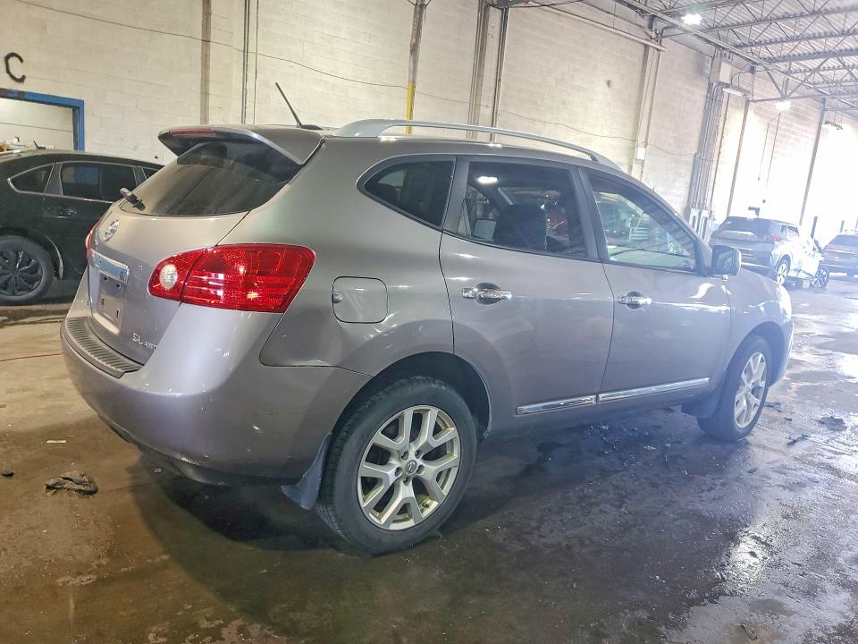 Снимка 3 от търг – 2013 NISSAN ROGUE с VIN JN8AS5MV0DW616984