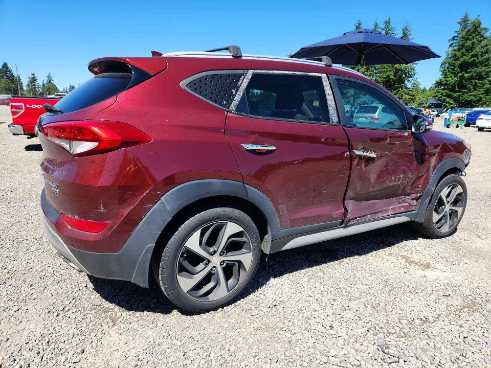 Photo 3 from auction – 2017 HYUNDAI TUCSON with VIN KM8J3CA25HU533779
