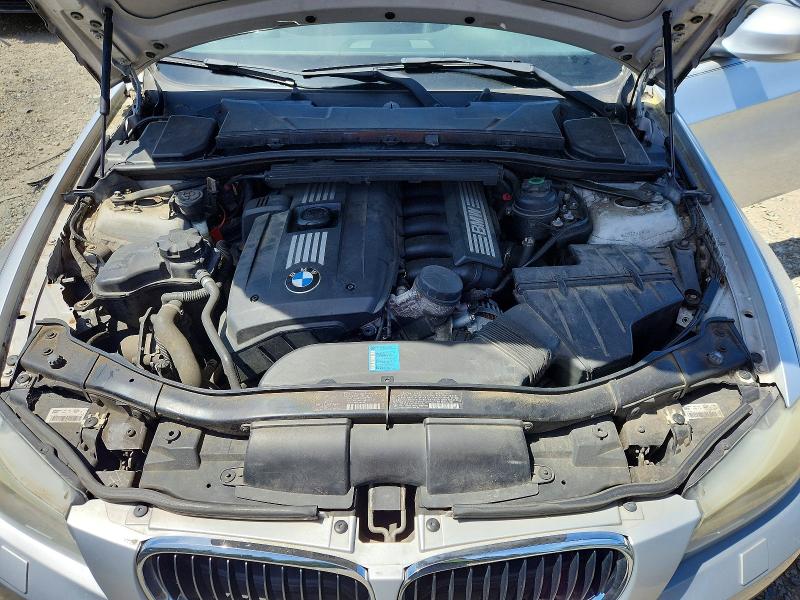 Photo 11 from auction – 2011 BMW 328 with VIN WBAPK5C54BA655303
