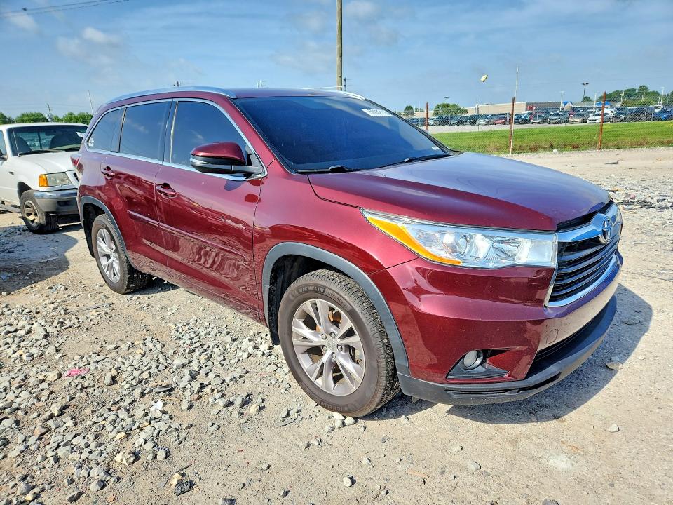 Photo 4 from auction – 2015 TOYOTA HIGHLANDER with VIN 5TDKKRFH8FS059565