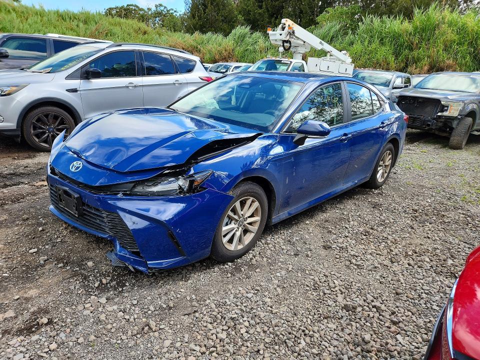 TOYOTA CAMRY 2025 z numerem VIN 4T1DAACK2SU195043 - Zdjęcie z aukcji
