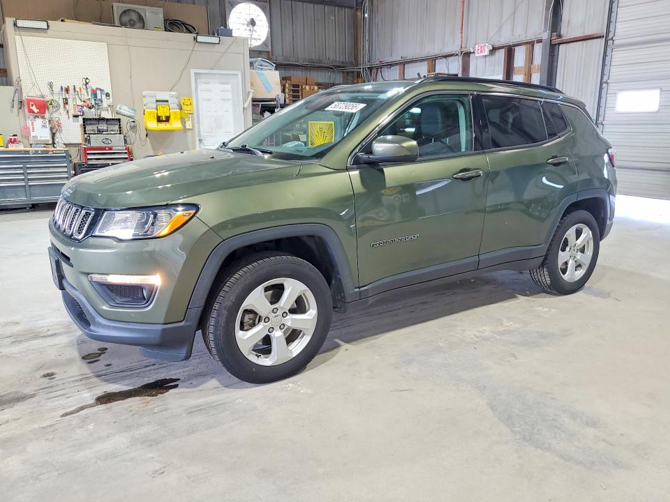 JEEP COMPASS 2020 с VIN 3C4NJDBB6LT145477 - Снимка от търг