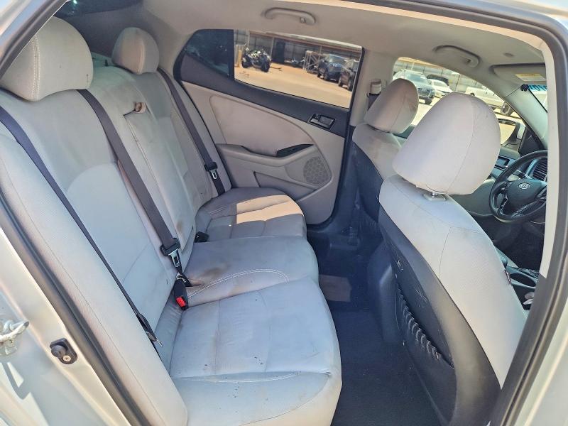 Photo 10 from auction – 2012 KIA OPTIMA with VIN KNAGM4A76C5291887