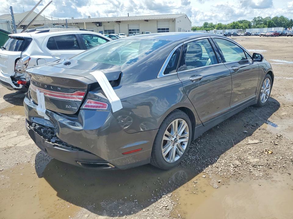 Фото 3 с аукциона – 2016 LINCOLN MKZ с VIN 3LN6L2G99GR621101