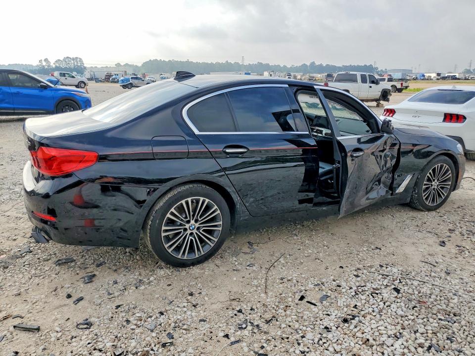 Photo 3 from auction – 2017 BMW 540 with VIN WBAJE5C39HG915776