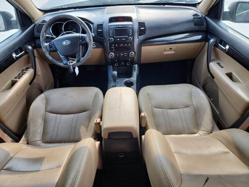 Photo 8 from auction – 2012 KIA SORENTO with VIN 5XYKU4A20CG201674