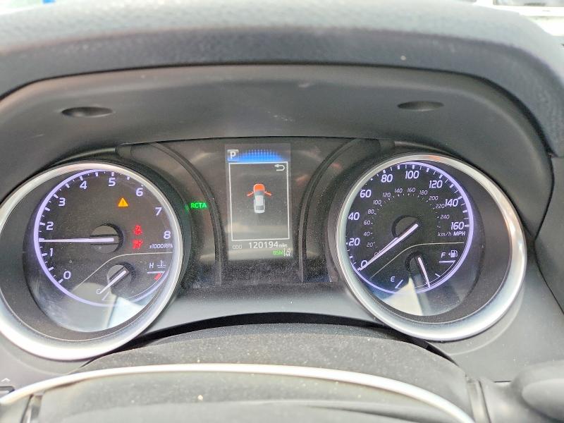 Photo 9 from auction – 2018 TOYOTA CAMRY with VIN 4T1B11HK3JU082071