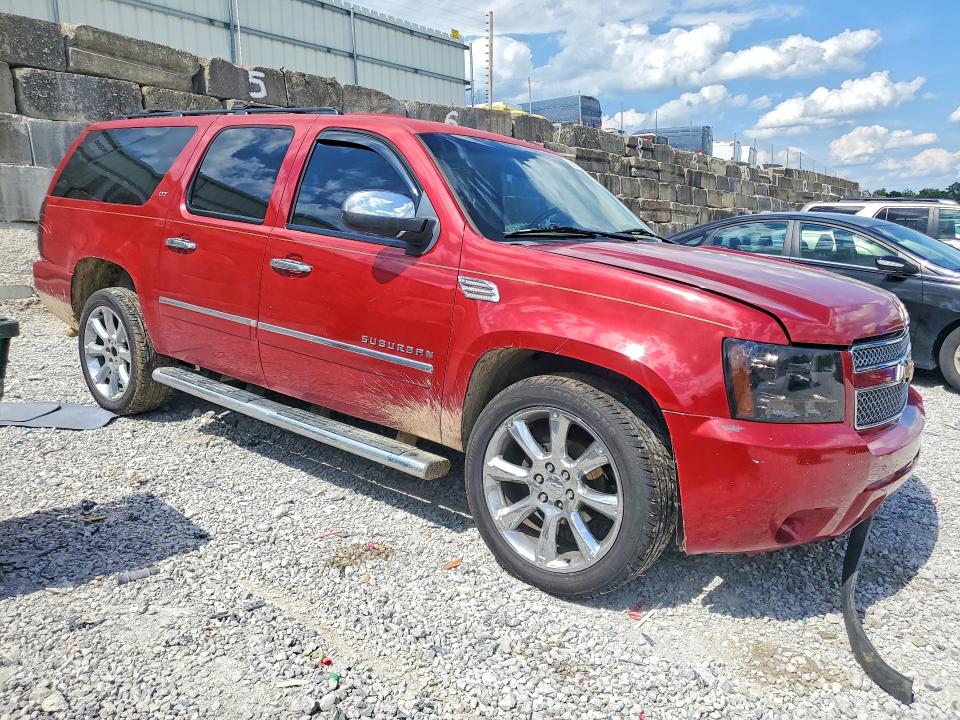 Photo 4 from auction – 2014 CHEVROLET SUBURBAN with VIN 1GNSKKE7XER186502