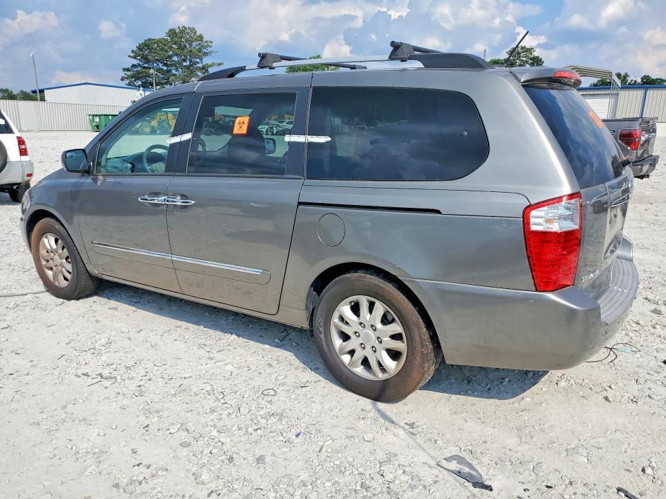 Photo 2 from auction – 2010 KIA SEDONA with VIN KNDMH4C35A6357034