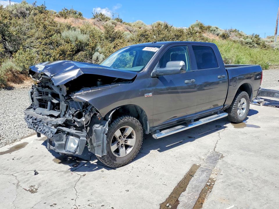 RAM 1500 2017 with VIN 3C6RR7KT1HG582492 - Photo from auction