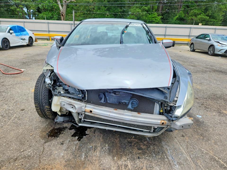 Photo 5 from auction – 2003 HONDA ACCORD with VIN 1HGCM56313A025845