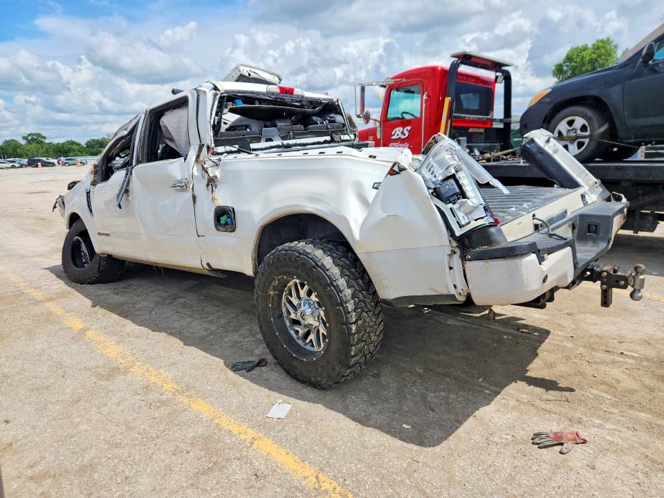 Photo 2 from auction – 2017 FORD F350 with VIN 1FT8W3BT0HEF48430