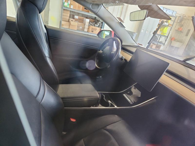 Photo 8 from auction – 2018 TESLA 3 with VIN 5YJ3E1EA7JF006256