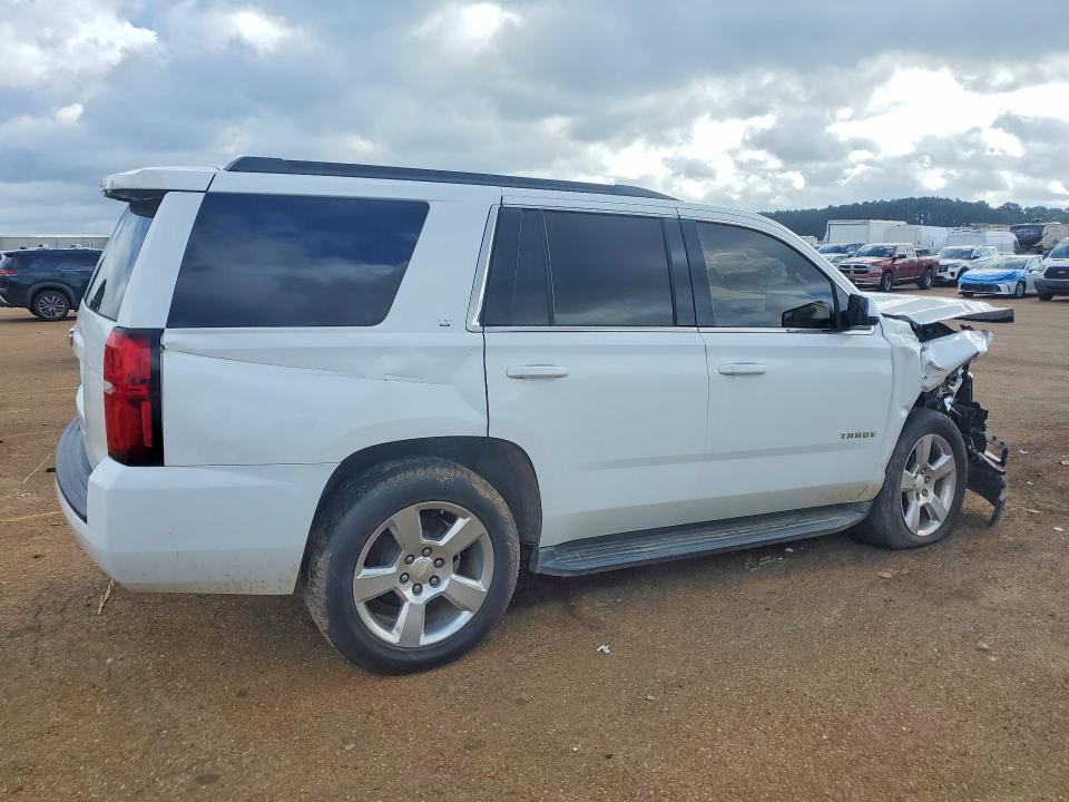 Photo 3 from auction – 2016 CHEVROLET TAHOE with VIN 1GNSCBKC6GR312677