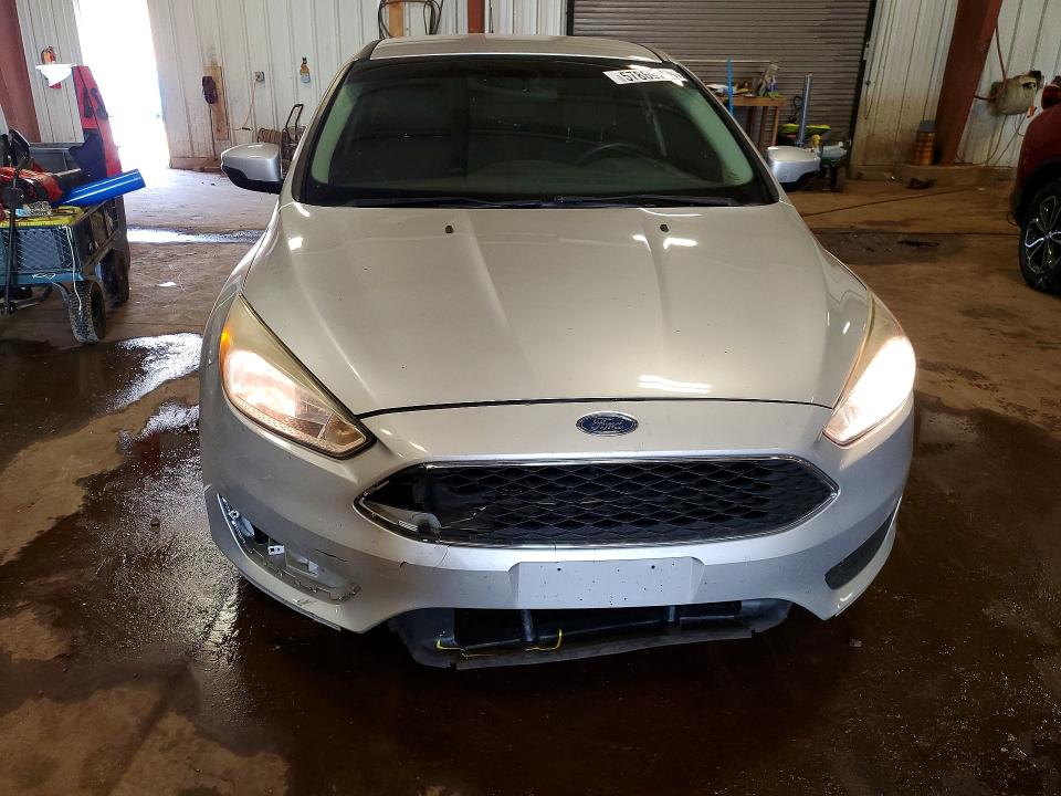 Photo 5 from auction – 2017 FORD FOCUS with VIN 1FADP3K24HL321200