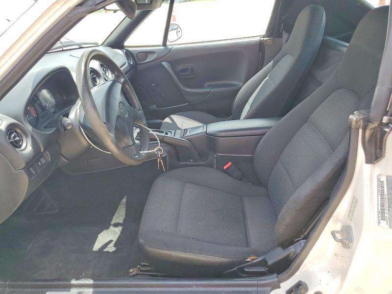 Photo 7 from auction – 1999 MAZDA MX-5 MIATA with VIN JM1NB3539X0108356