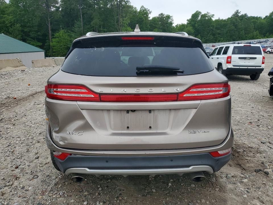 Photo 6 from auction – 2018 LINCOLN MKC with VIN 5LMTJ3DH2JUL08883