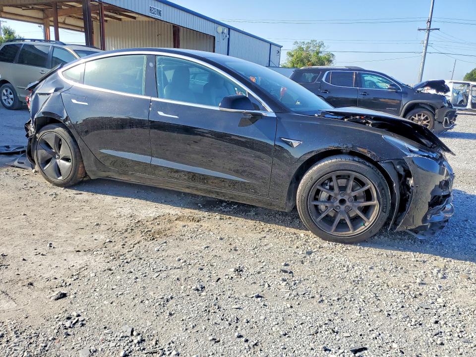 Photo 4 from auction – 2019 TESLA MODEL 3 with VIN 5YJ3E1EA0KF316993