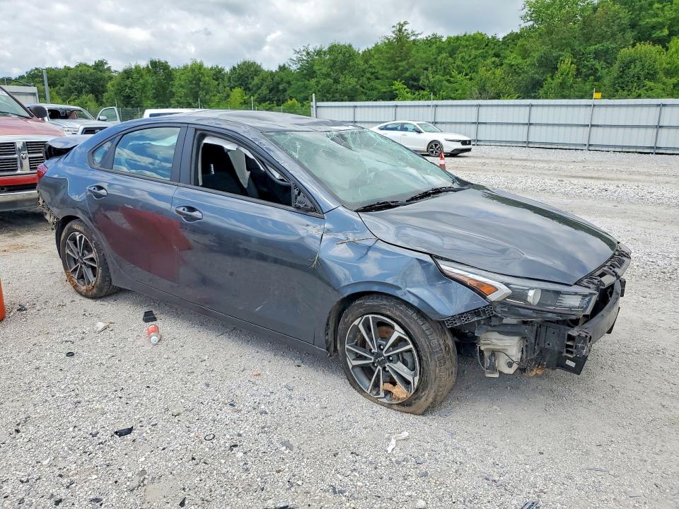 Photo 4 from auction – 2023 KIA FORTE with VIN 3KPF24AD5PE541530