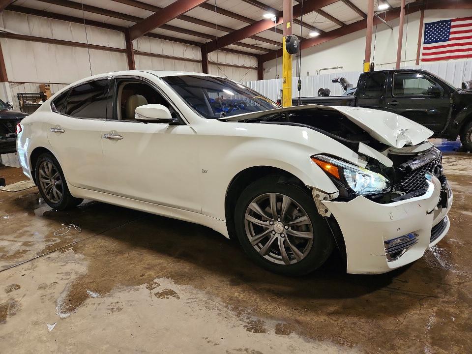 Photo 4 from auction – 2015 INFINITI Q70 with VIN JN1BY1AR3FM560779
