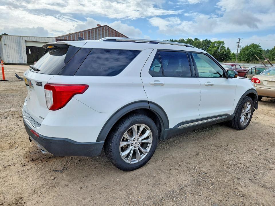 Photo 3 from auction – 2021 FORD EXPLORER with VIN 1FMSK8FH2MGB07820