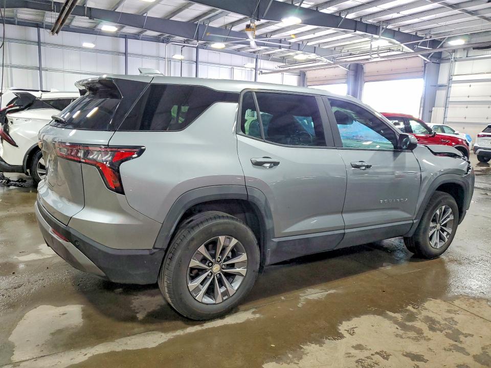 Photo 3 from auction – 2025 CHEVROLET EQUINOX with VIN 3GNAXPEG5SL242746