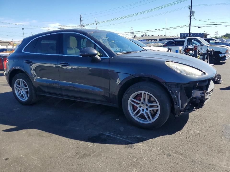 صورة رقم 4 من المزاد - 2018 PORSCHE MACAN مع VIN WP1AB2A51JLB39203