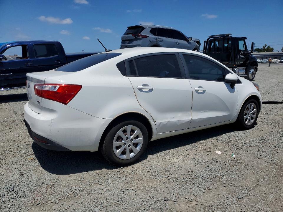 Photo 3 from auction – 2013 KIA RIO with VIN KNADM4A34D6242991