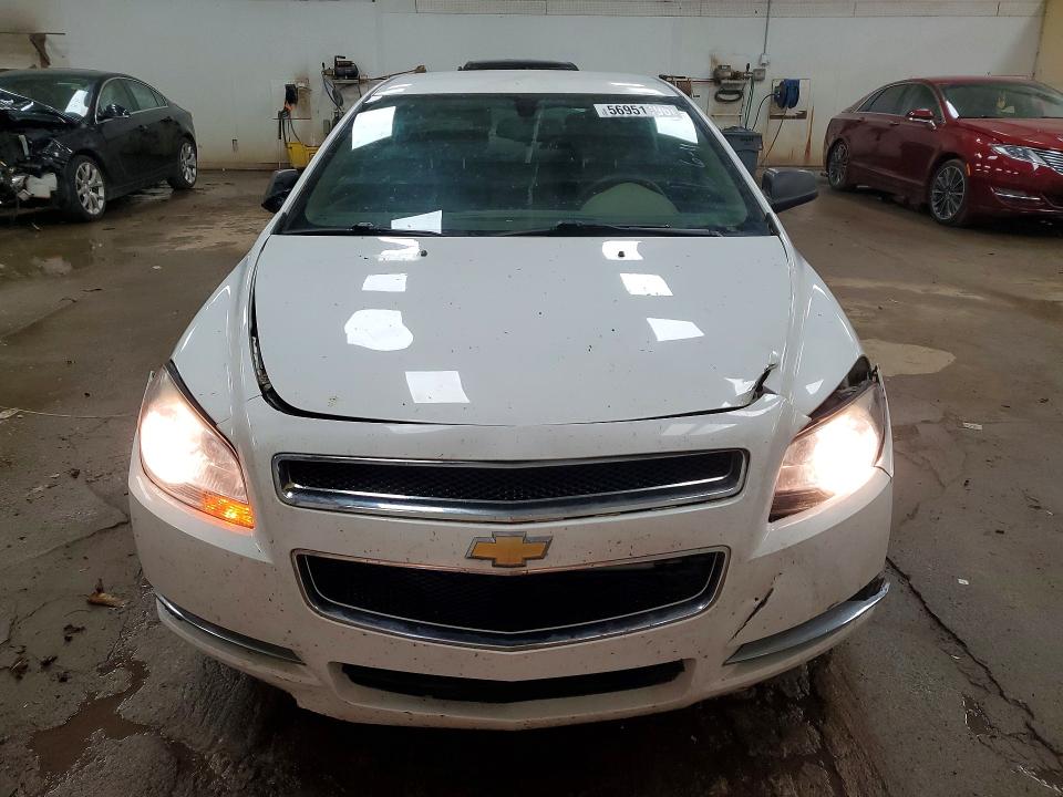 Photo 5 from auction – 2011 CHEVROLET MALIBU with VIN 1G1ZB5E10BF362032