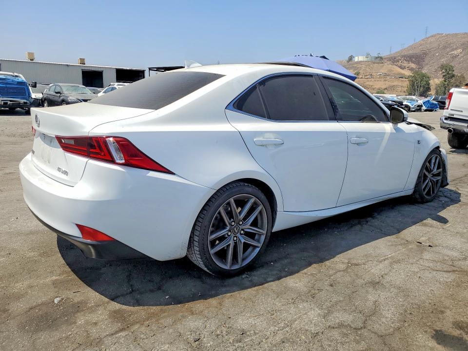 Photo 3 from auction – 2015 LEXUS IS with VIN JTHBE1D2XF5018169