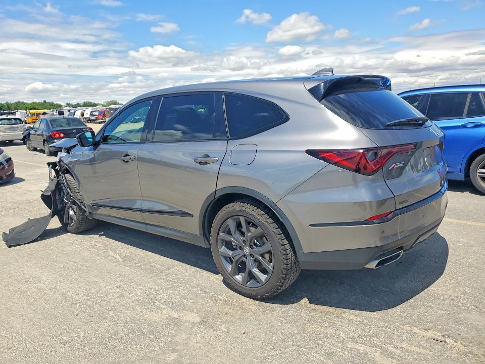Photo 2 from auction – 2022 ACURA MDX with VIN 5J8YE1H03NL019289