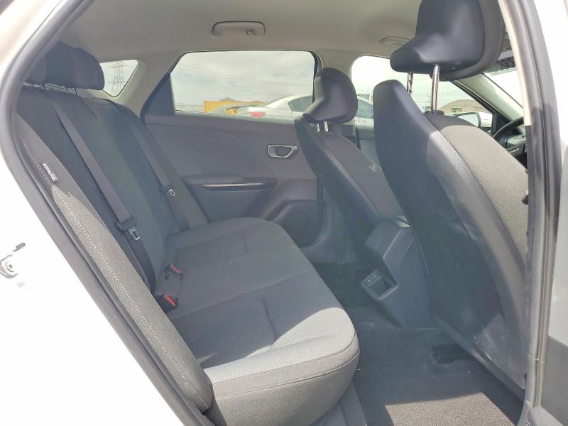 Photo 10 from auction – 2025 KIA K4 with VIN 3KPFT4DE0SE145564