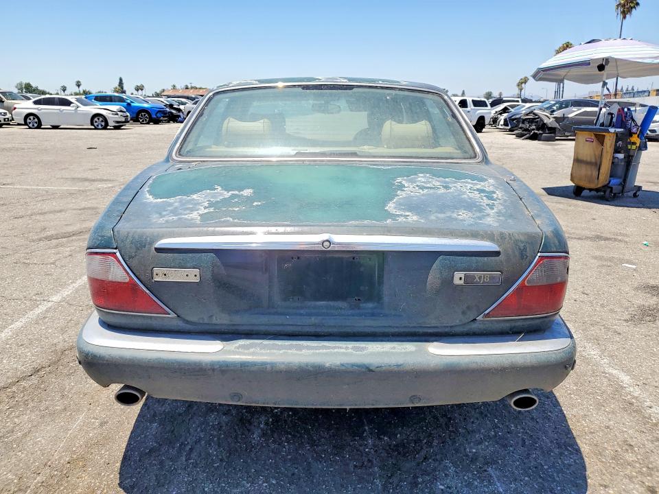 Photo 6 from auction – 2003 JAGUAR XJ8 with VIN SAJDA14C53LF55302