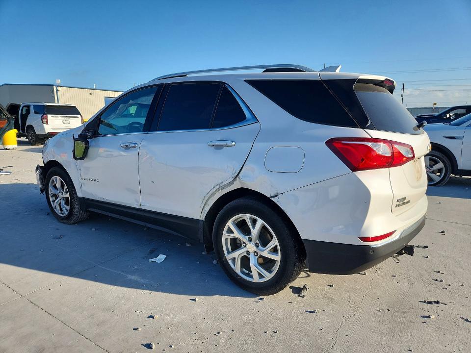 Photo 2 from auction – 2020 CHEVROLET EQUINOX with VIN 3GNAXNEV4LS625815