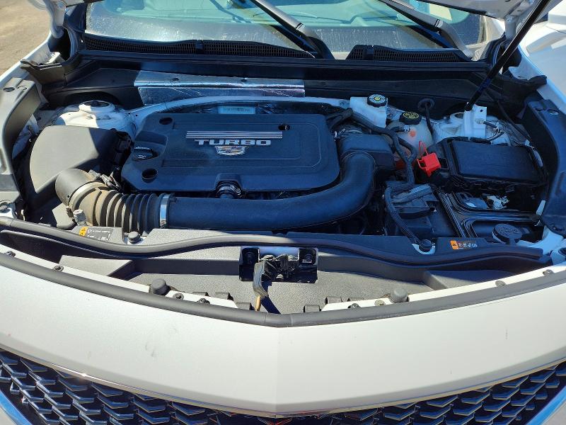 Photo 11 from auction – 2021 CADILLAC XT4 with VIN 1GYFZFR44MF001058