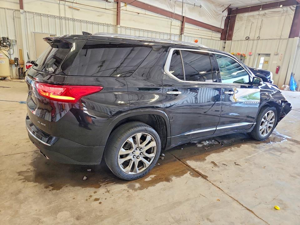 Снимка 3 от търг – 2019 CHEVROLET TRAVERSE с VIN 1GNEVKKW1KJ198290