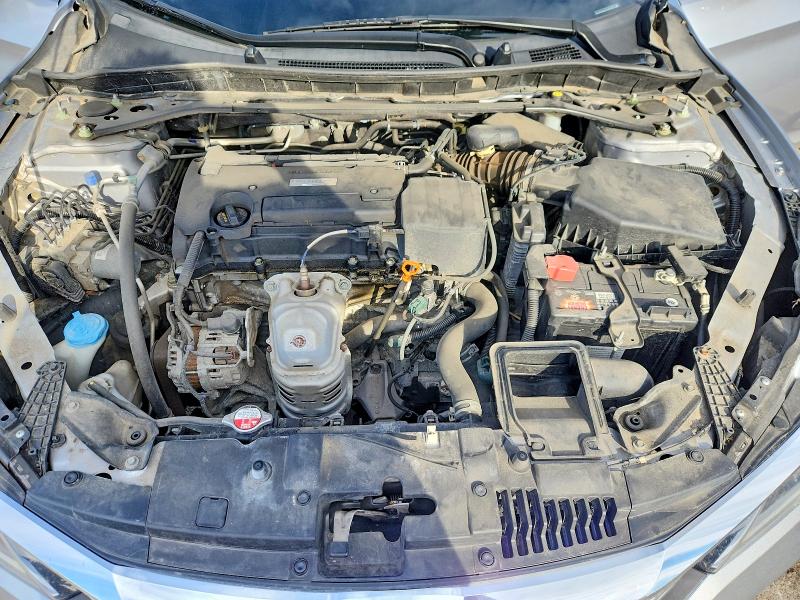 Photo 11 from auction – 2016 HONDA ACCORD with VIN 1HGCR2F94GA164197
